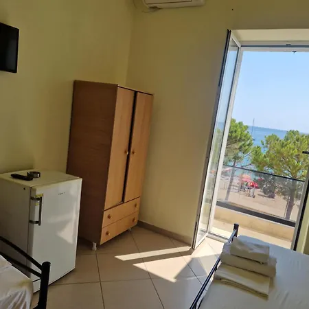 Marys Center 1 Apartman *