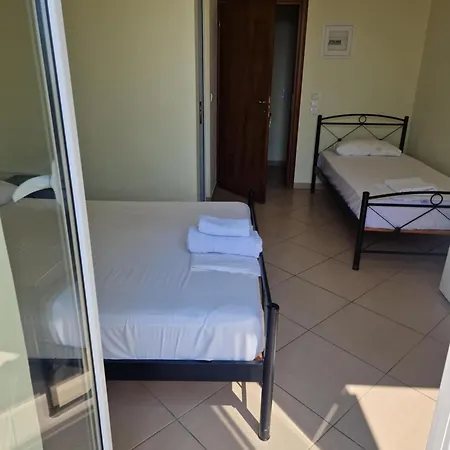 Marys Center 1 * Himarë